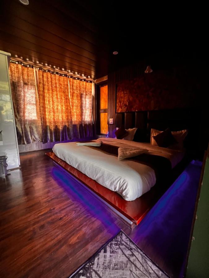 Lands End Resort Anantnag Ngoại thất bức ảnh