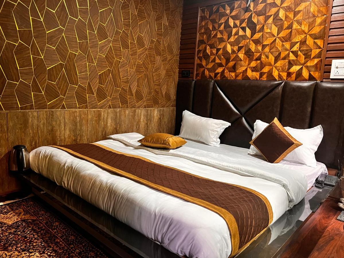 Lands End Resort Anantnag Ngoại thất bức ảnh