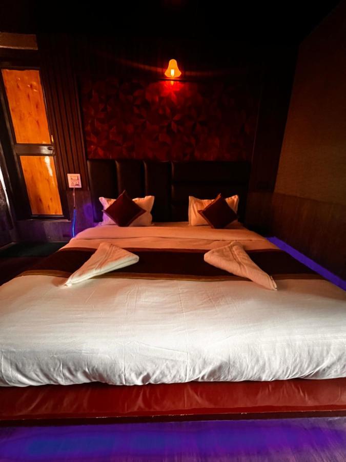 Lands End Resort Anantnag Ngoại thất bức ảnh